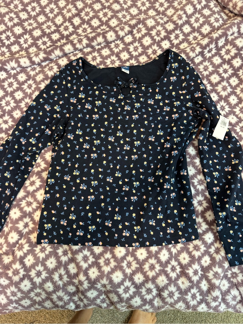 Old Navy Navy Long-Sleeve Floral Top with Neck Bow